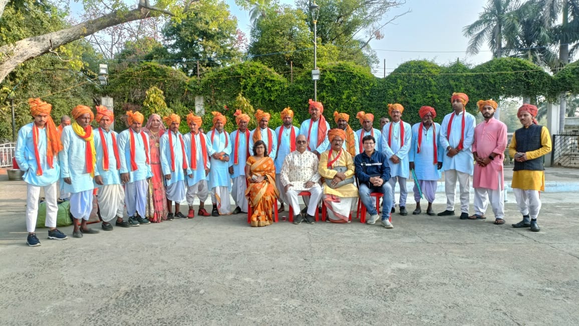 लोक वाद्यों का संरक्षण कर रही है संगीत गुरुकुल दतिया